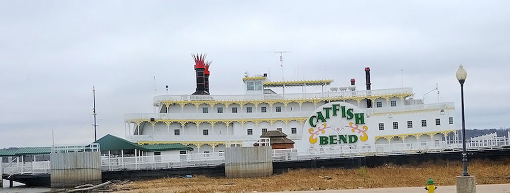 Catfish bend casino riverboat lone star casino parties